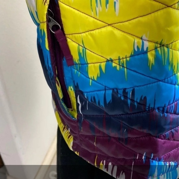 THE NORTH FACE 550 Multi-Colored Girls XL Puffer Jacket EUC - Picture 7 of 10